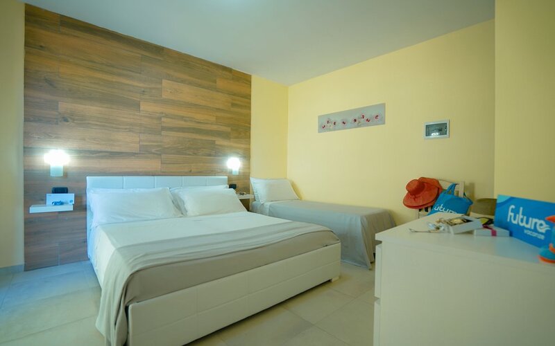 VILLAGGIO EMMANUELE
